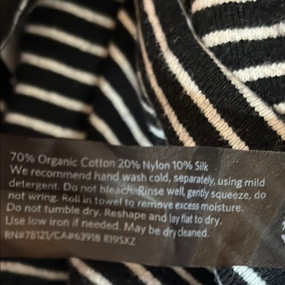 Eileen Fisher Oversized Sweater Black and White Striped V-Neck Long Sleeve Sz L - Picture 7 of 9